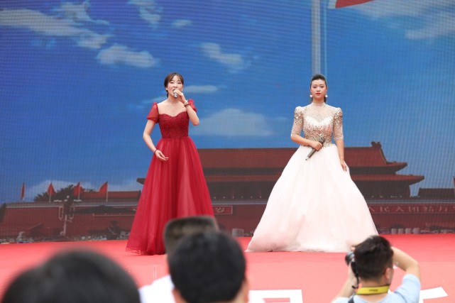 庆祝中国共产党成立100周年 泸州市新联会开展颂歌献给党活动(图5) 庆祝中国共产党成立100周年 泸州市新联会开展颂歌献给党活动(图5)